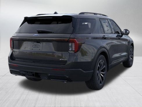 New 2026 Ford Explorer ST-Line image 8