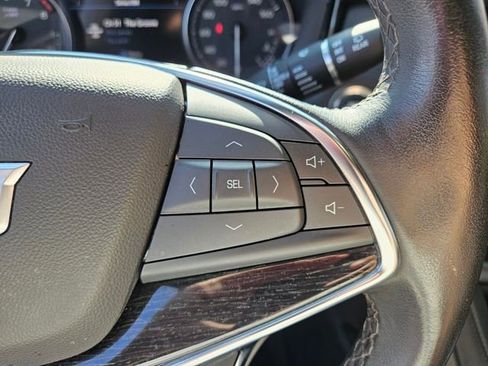 Certified 2022 Cadillac XT5 Premium Luxury w/ Technology Package AWD/4WD image 25