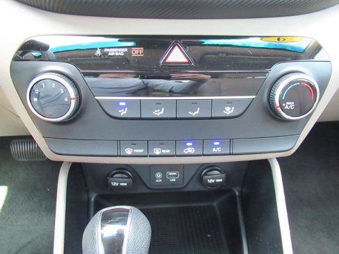 Used 2020 Hyundai Tucson SE FWD image 30