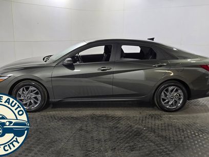 Used 2024 Hyundai Elantra Blue