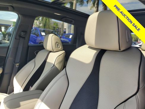 Used 2025 Acura RDX w/ Advance Package AWD/4WD image 17