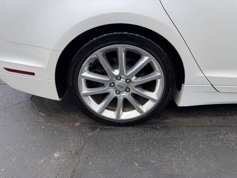 Used 2015 Lincoln MKZ w/ Equipment Group 102A Reserve FWD image 10