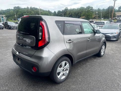 Used 2019 Kia Soul FWD image 6