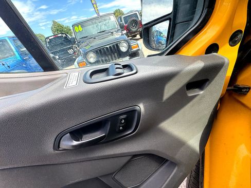 Used 2021 Ford Transit 250 148 High Roof w/ Load Area Protection Package image 17