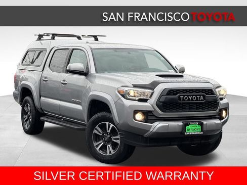 Used 2016 Toyota Tacoma TRD Sport image 7