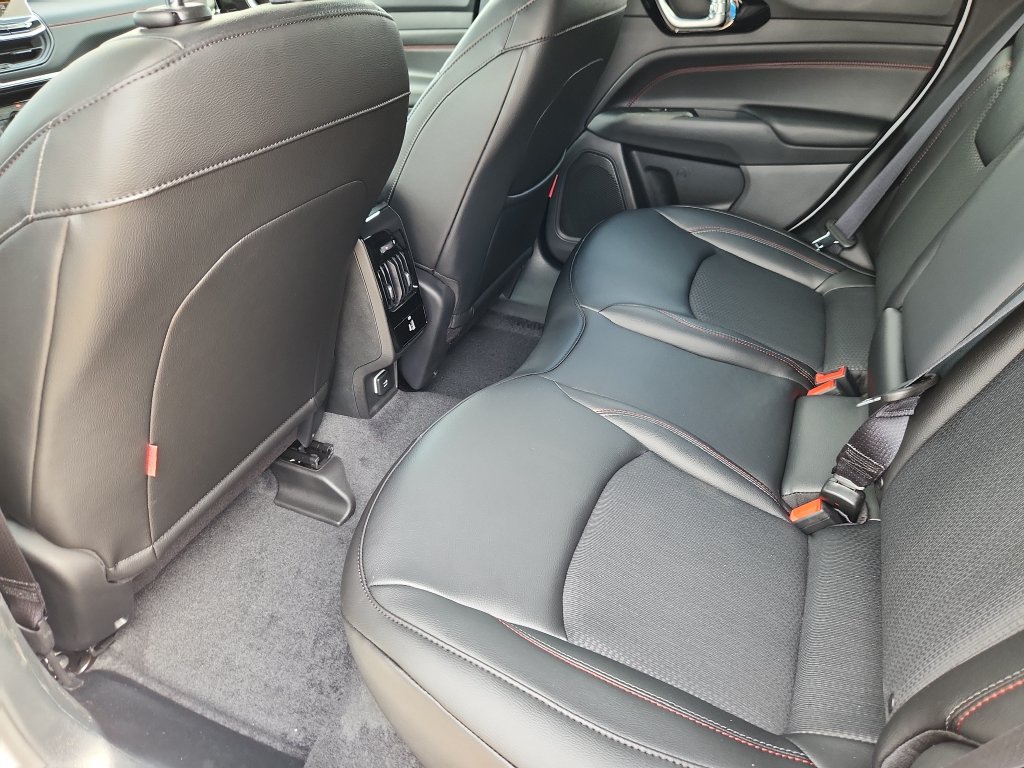 New 2026 Jeep Compass Trailhawk AWD/4WD image 8
