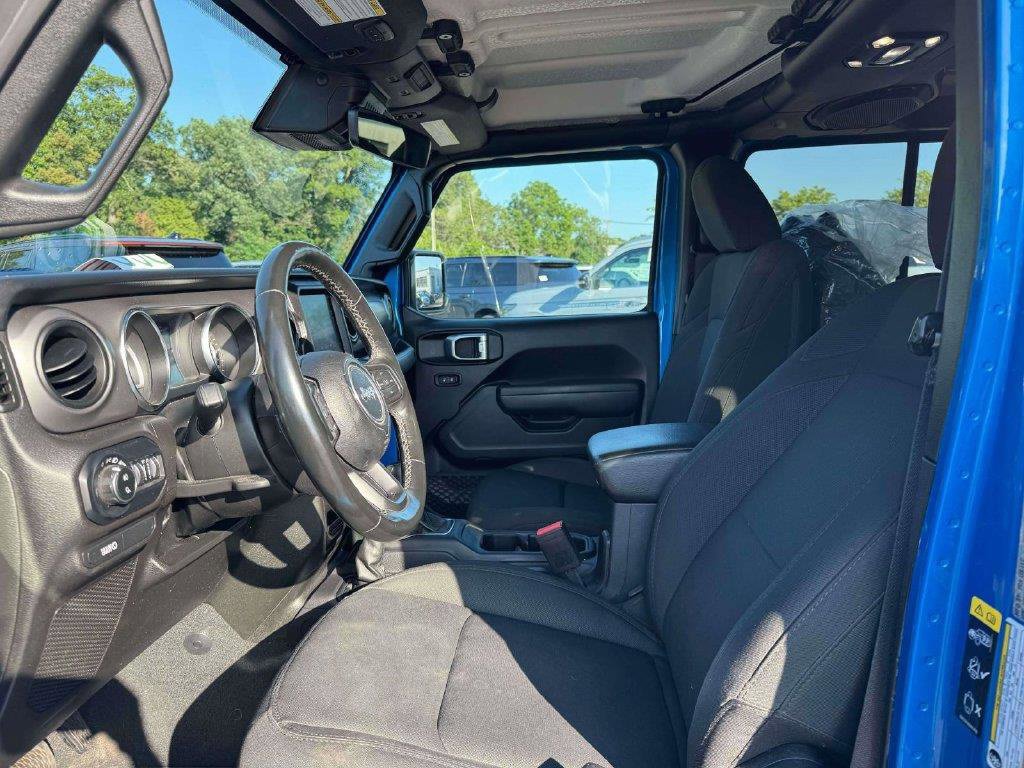 Used 2022 Jeep Gladiator Sport AWD/4WD image 19