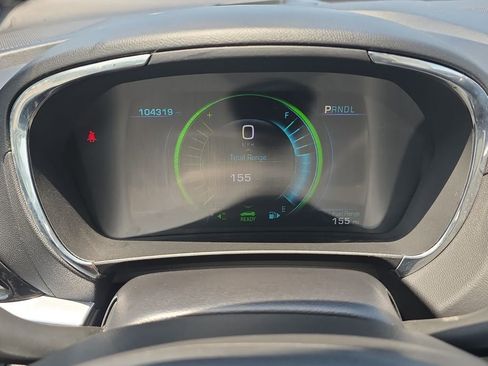 Used 2018 Chevrolet Volt Premier w/ Driver Confidence Package FWD image 10