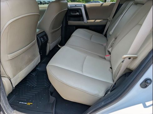 Used 2014 Toyota 4Runner SR5 Premium RWD image 14