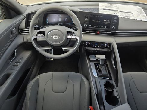 New 2026 Hyundai Elantra Sport FWD image 18