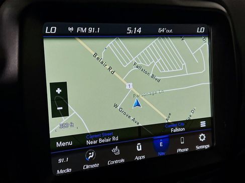 Used 2021 Jeep Renegade Latitude AWD/4WD image 5