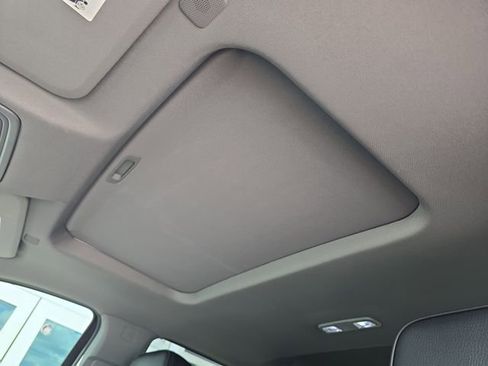 Certified 2024 GMC Sierra 1500 Denali AWD/4WD image 19