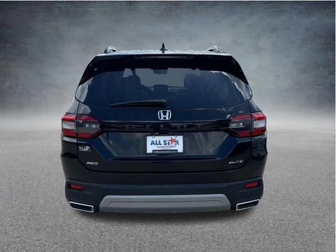 Used 2024 Honda Pilot Elite image 8