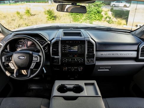 Used 2018 Ford F250 XLT AWD/4WD image 11