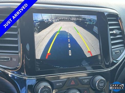 Certified 2022 Jeep Grand Cherokee Laredo X image 34