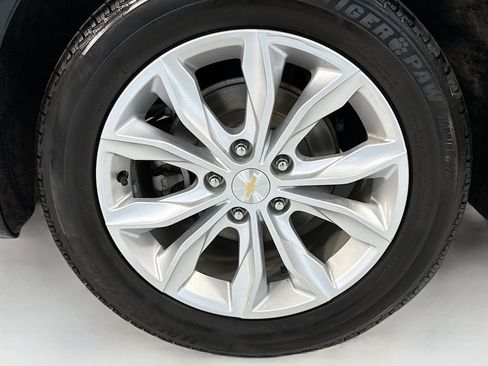 Used 2020 Chevrolet Malibu LT FWD image 31