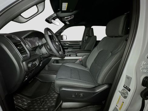 New 2026 RAM 1500 4x4 Crew Cab image 14