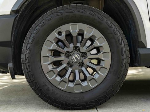 Used 2026 Honda Passport TrailSport image 14