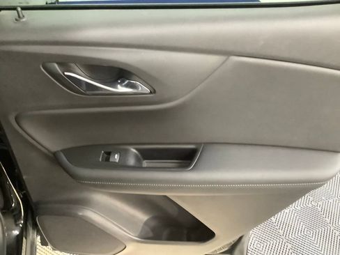 Used 2019 Chevrolet Blazer LT image 29