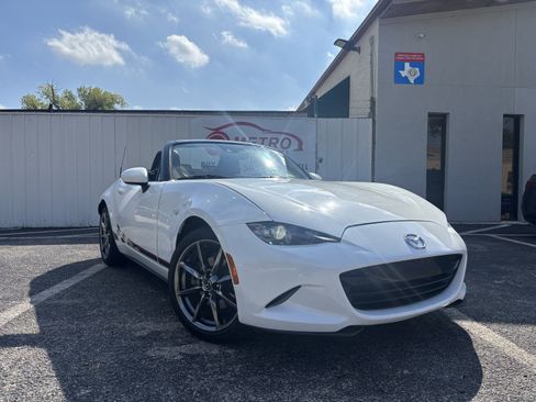 Used 2017 MAZDA MX-5 Miata Grand Touring image 7