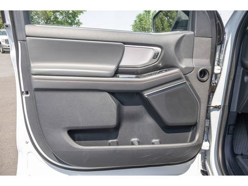 Used 2025 Ford Expedition Max Active AWD/4WD image 19