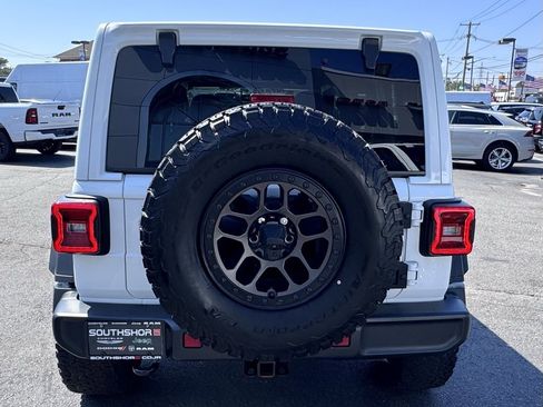 Certified 2022 Jeep Wrangler Unlimited Sport image 6