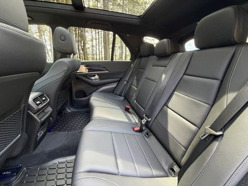 New 2026 Mercedes-Benz GLE 450 4MATIC image 14