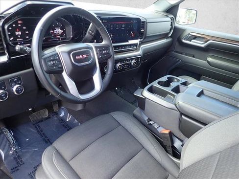 Used 2024 GMC Sierra 1500 Elevation AWD/4WD image 9