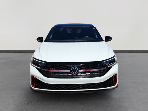 Used 2023 Volkswagen Jetta GLI Autobahn FWD image 8