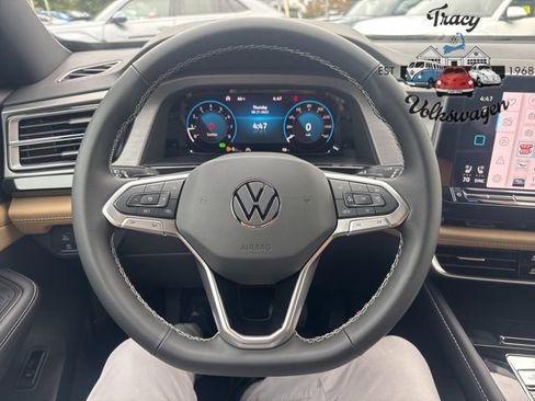 New 2026 Volkswagen Atlas Cross Sport SE image 10