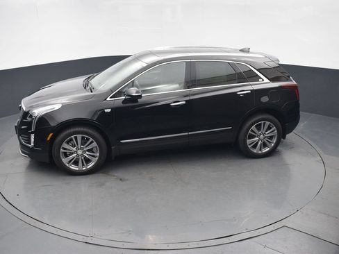 New 2026 Cadillac XT5 Premium Luxury w/ Driver Assist Package AWD/4WD image 40