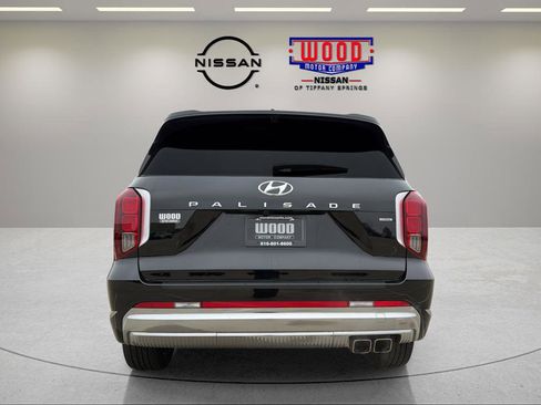 Used 2024 Hyundai Palisade Calligraphy AWD/4WD image 3