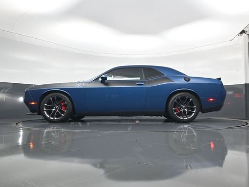 Used 2021 Dodge Challenger R/T w/ T/A Package image 13