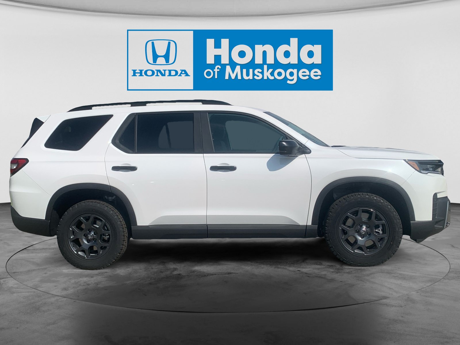 New 2026 Honda Pilot TrailSport image 4