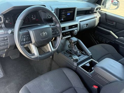 Used 2026 Toyota 4Runner SR5 AWD/4WD image 10