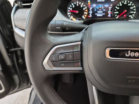 Used 2024 Jeep Compass Latitude w/ Altitude Special Edition AWD/4WD image 16