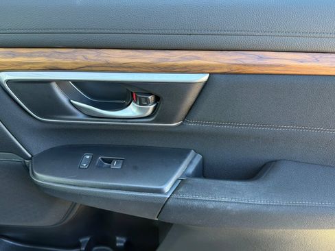 Used 2017 Honda CR-V EX image 22