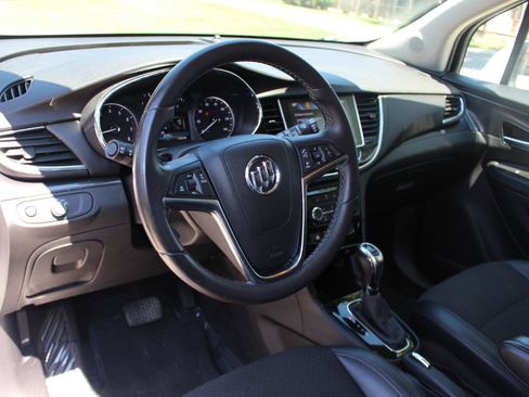 Used 2018 Buick Encore Preferred FWD image 16