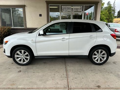 Used 2015 Mitsubishi Outlander Sport ES FWD image 6