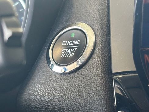 Used 2021 Ford EcoSport Titanium image 43