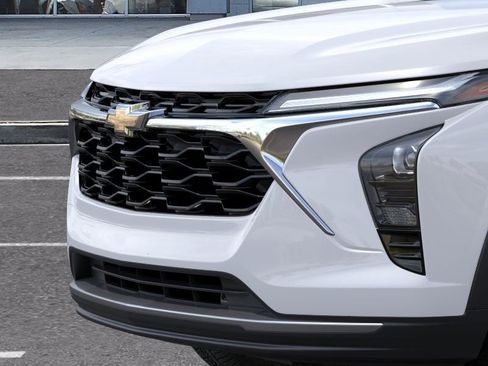 New 2026 Chevrolet Trax LT w/ LT Convenience Package FWD image 14
