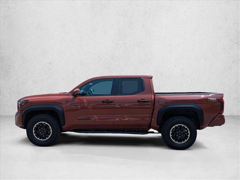 Used 2025 Toyota Tacoma TRD Off-Road w/ TRD Off Road Upgrade Package AWD/4WD image 8