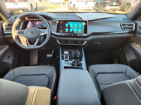 New 2026 Volkswagen Atlas Cross Sport SEL AWD/4WD image 7