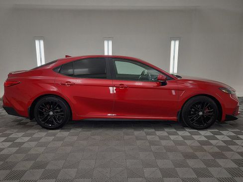 Used 2025 Toyota Camry SE w/ Convenience Package image 26