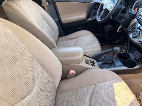 Used 2012 Toyota RAV4 FWD w/ Value Pkg image 12