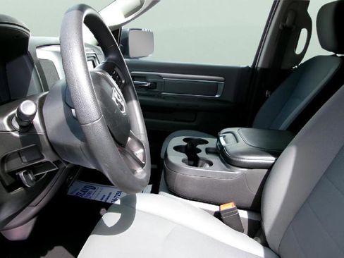 Used 2024 RAM 1500 Classic SLT image 13