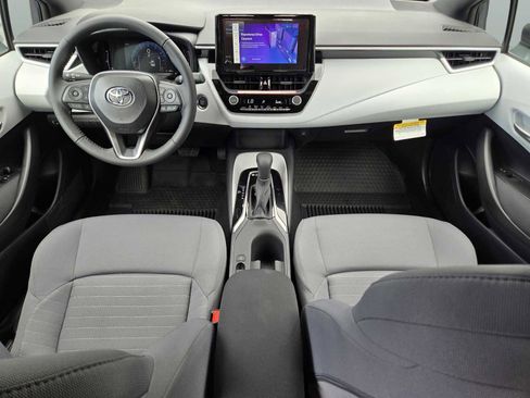 Used 2026 Toyota Corolla SE image 14