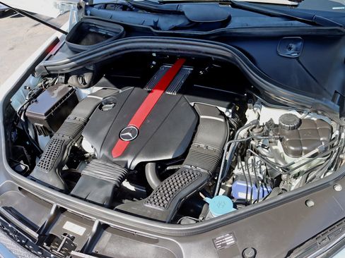 Used 2016 Mercedes-Benz GLE 450 GLE 450 AMG 4MATIC Sport Utili image 48