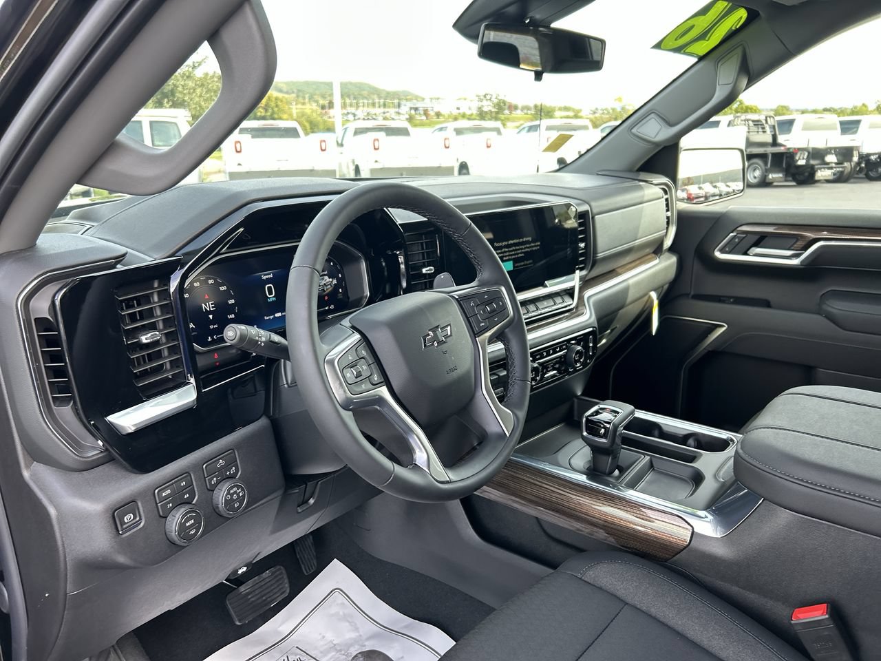 New 2026 Chevrolet Silverado 1500 RST AWD/4WD image 25