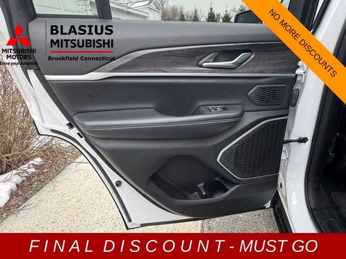 Used 2023 Jeep Grand Cherokee 4WD 4xe image 45